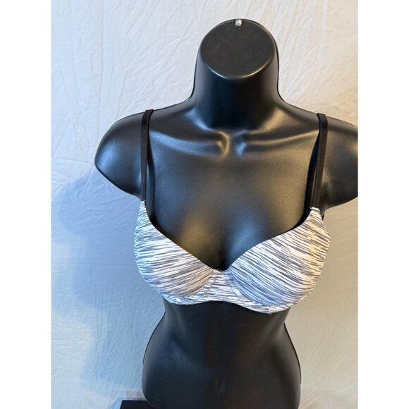 Victoria's Secret Pink Gray Tshirt Bra Gray Underwire Womens Teens Size 32B - Picture 1 of 2